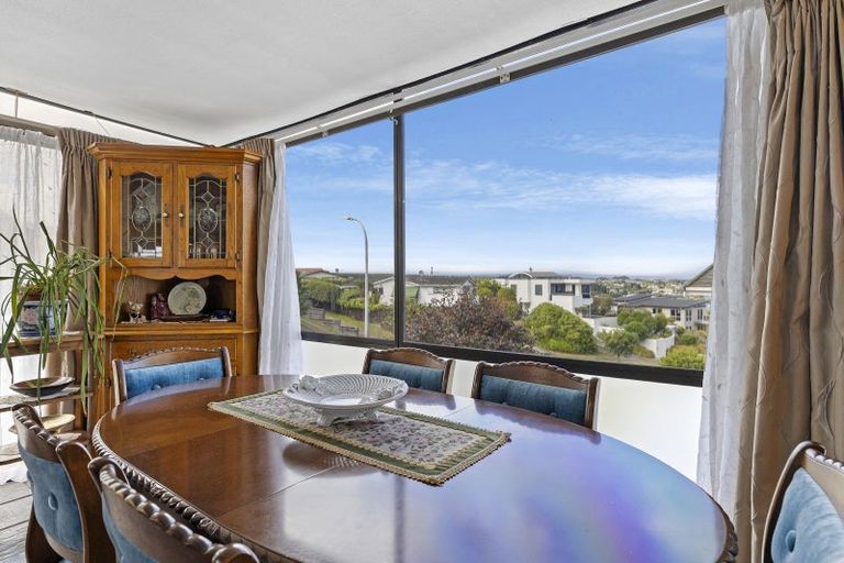 Photo of property in 22 Birch Street, Hilltop, Taupo, 3330