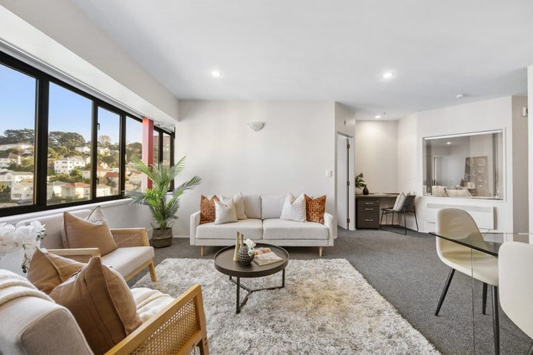 Photo of property in St Peters Apartments, 5c/192 Willis Street, Te Aro, Wellington, 6011