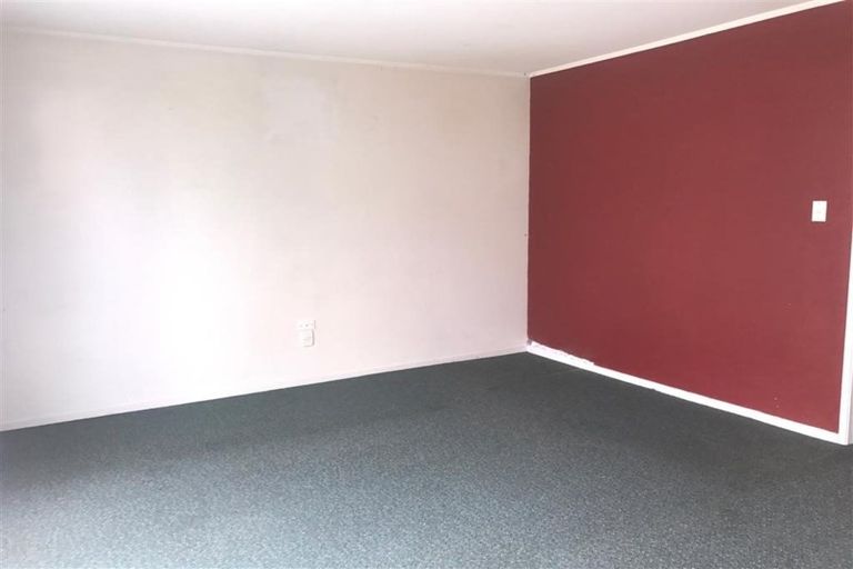 Photo of property in 1/1 Brooklyn Avenue, Papatoetoe, Auckland, 2025