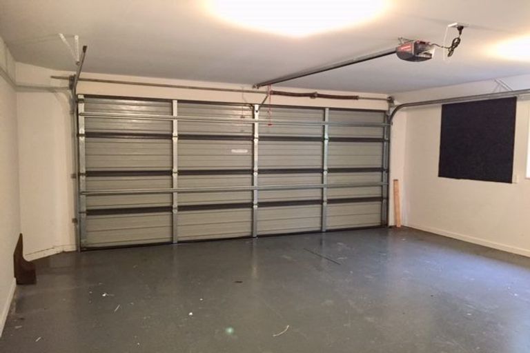 Photo of property in 11 Kingsbridge Drive, Burwood, Christchurch, 8083