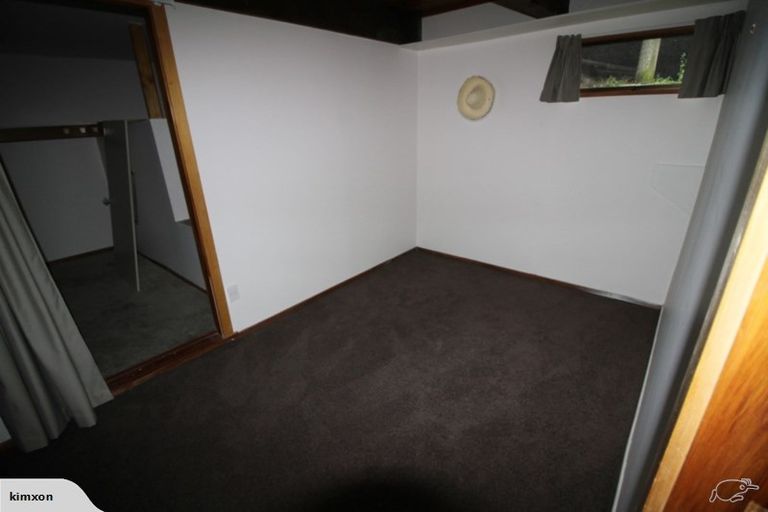 Photo of property in 54 Balmoral Lane, Redcliffs, Christchurch, 8081