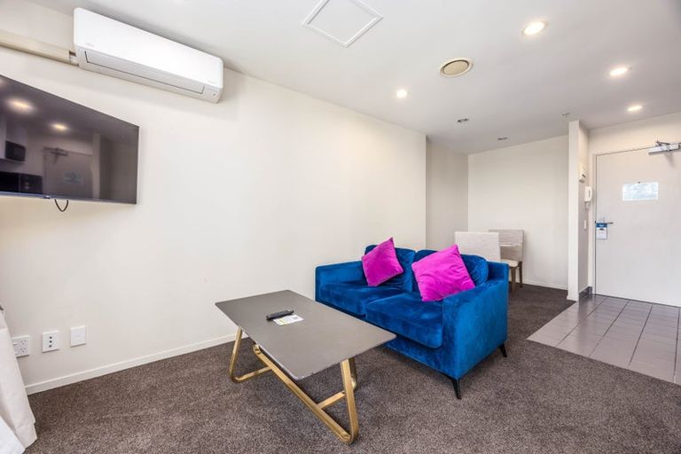 Photo of property in Proximity Apartments, 410/17 Osterley Way, Manukau, Auckland, 2104