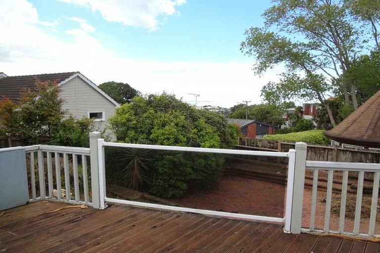 Photo of property in 191 East Coast Road, Castor Bay, Auckland, 0620