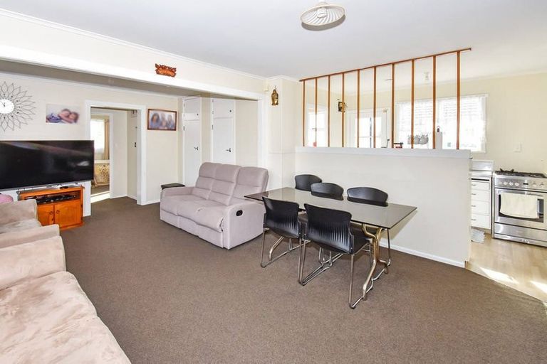 Photo of property in 54a Central Avenue, Papatoetoe, Auckland, 2025