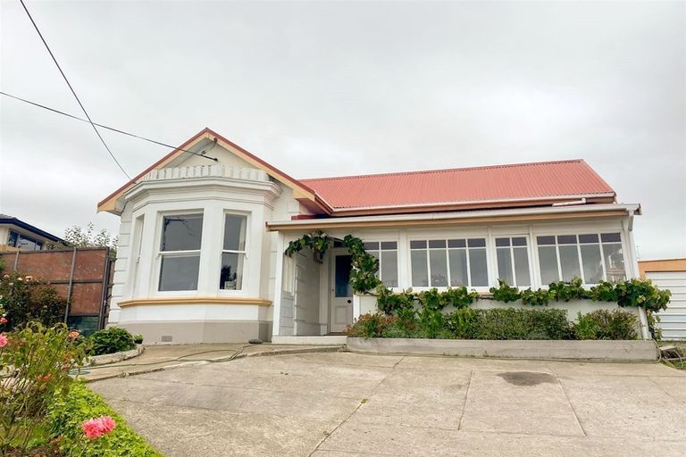 Photo of property in 36 Wharfe Street, South Hill, Oamaru, 9400