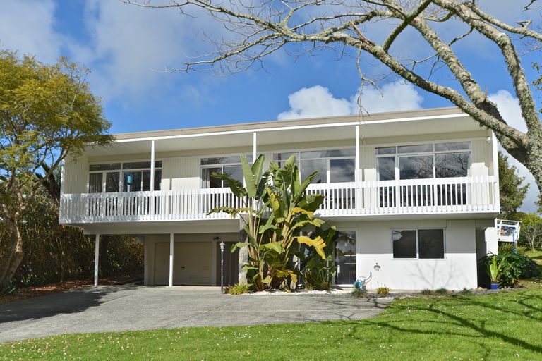 Photo of property in 22 Crawford Crescent, Te Kamo, Whangarei, 0112