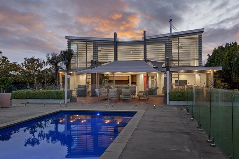 Photo of property in 6 Haddon Lane, Harewood, Christchurch, 8051