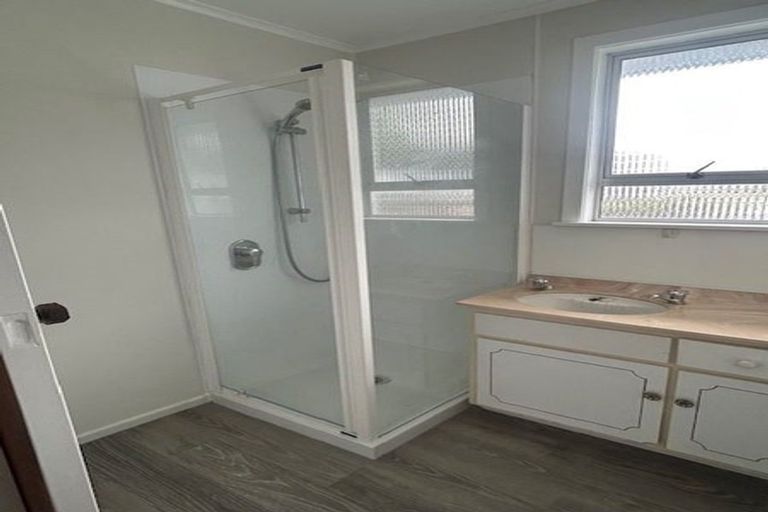 Photo of property in 16 Harris Street, Waitara, 4320