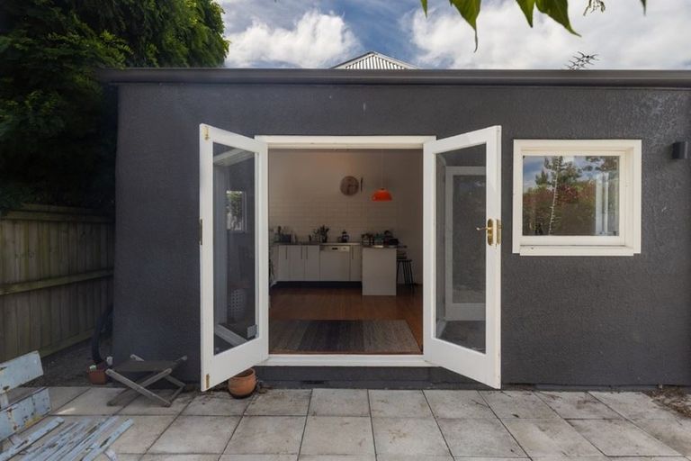 Photo of property in 20 Warwick Street, Richmond, Christchurch, 8013