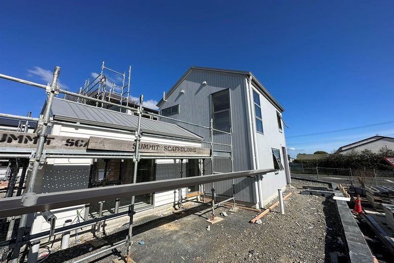 Photo of property in 1 Ope Taua Street, Papakura, 2110