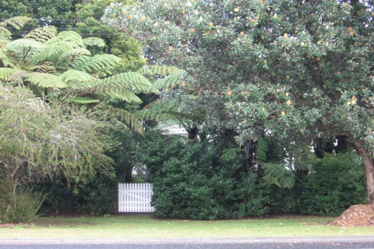 Photo of property in 261 Main Sh25 Road, Tairua, 3508