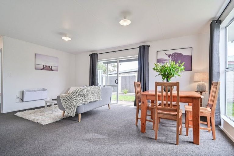 Photo of property in 8b Walton Way, Flaxmere, Hastings, 4120