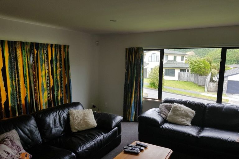 Photo of property in 1 Ridley Green, Churton Park, Wellington, 6037
