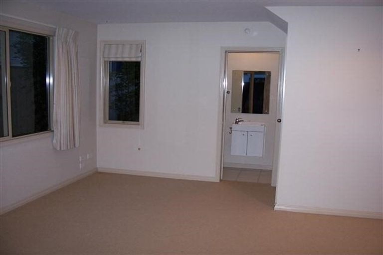 Photo of property in 34d Waiwera Road, Waiwera, Orewa, 0994