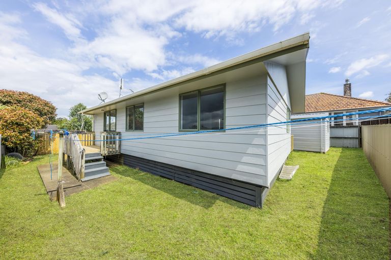 Photo of property in 20a Church Street, Swanson, Auckland, 0612
