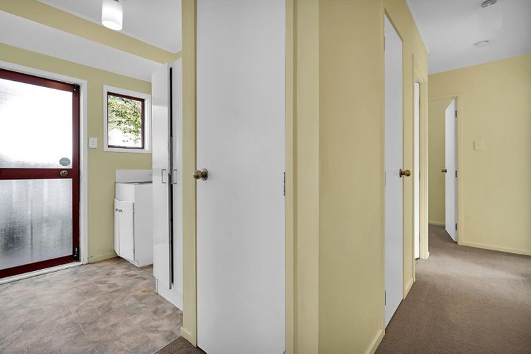 Photo of property in 40a Woodside Road, Massey, Auckland, 0614