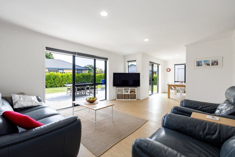 Photo of property in 13 Bellona Place, Flagstaff, Hamilton, 3210