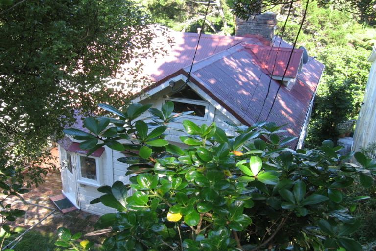 Photo of property in 1/125 Kelburn Parade, Kelburn, Wellington, 6012