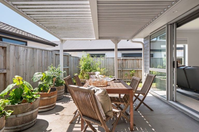 Photo of property in 123 Whakaturou Crescent, Pyes Pa, Tauranga, 3112