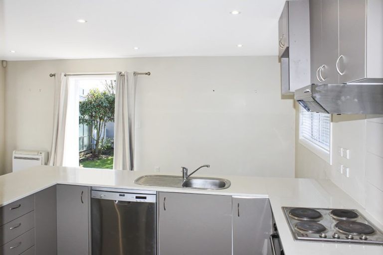 Photo of property in 51 Wilton Crescent, Bishopdale, Christchurch, 8053