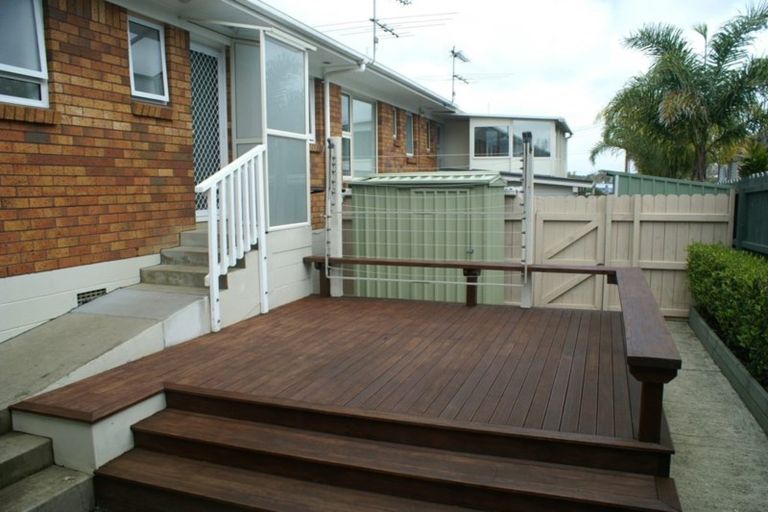 Photo of property in 2/41 Nile Road, Milford, Auckland, 0620