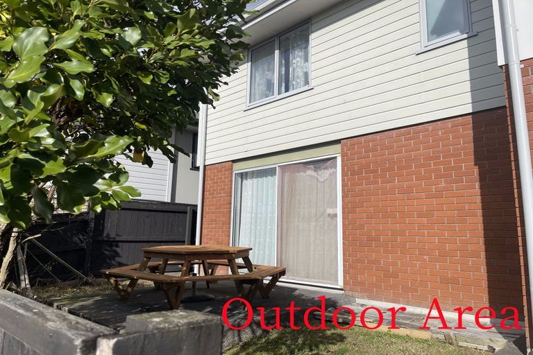 Photo of property in 18 Lane Cameron Place, Flat Bush, Auckland, 2019