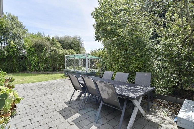 Photo of property in 25 Akaroa Street, Kaiapoi, 7630