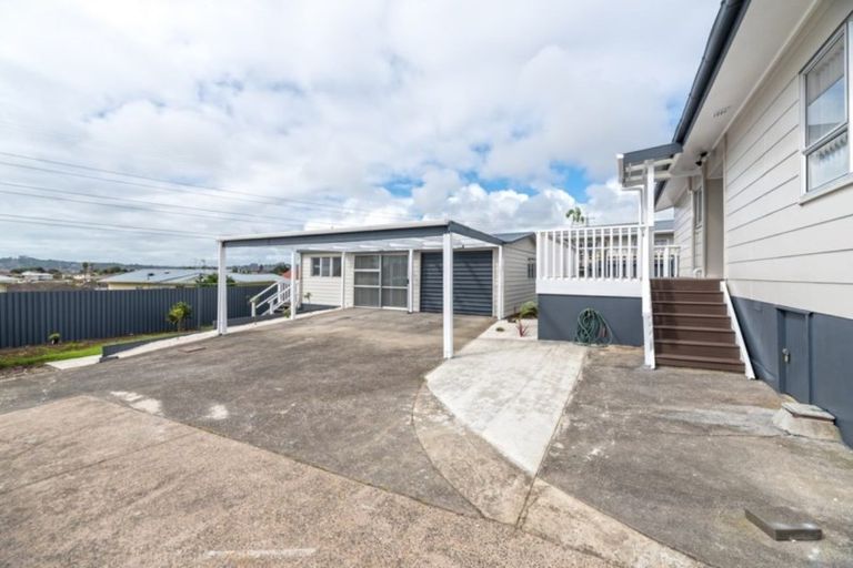 Photo of property in 122 Boundary Road, Clover Park, Auckland, 2019