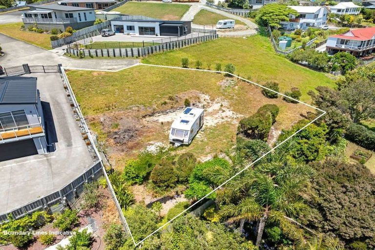 Photo of property in 25 Nancy Wake Place, Cable Bay, 0420