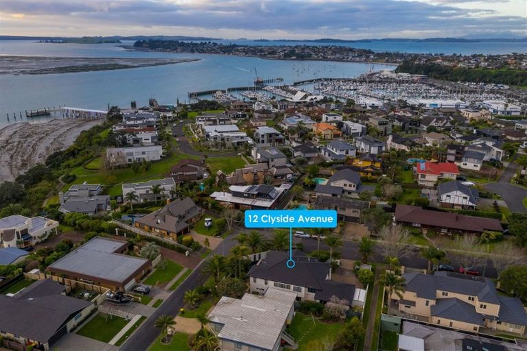 Photo of property in 12 Clyside Avenue, Half Moon Bay, Auckland, 2012