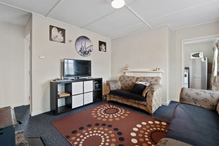 Photo of property in 6 Osborne Place, Tokoroa, 3420