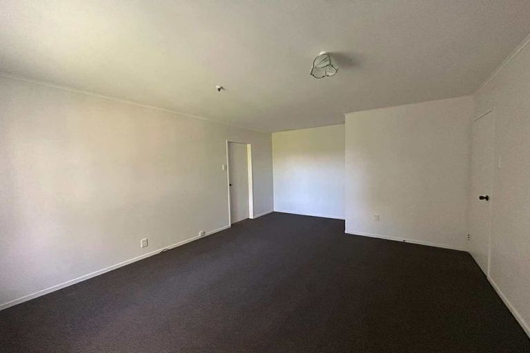 Photo of property in 1/11 Invercargill Drive, Kelson, Lower Hutt, 5010