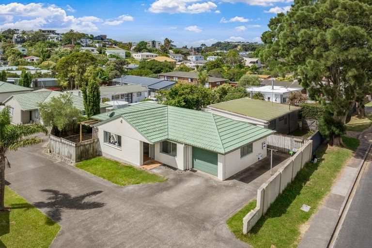 Photo of property in 110 Brightside Road, Stanmore Bay, Whangaparaoa, 0932