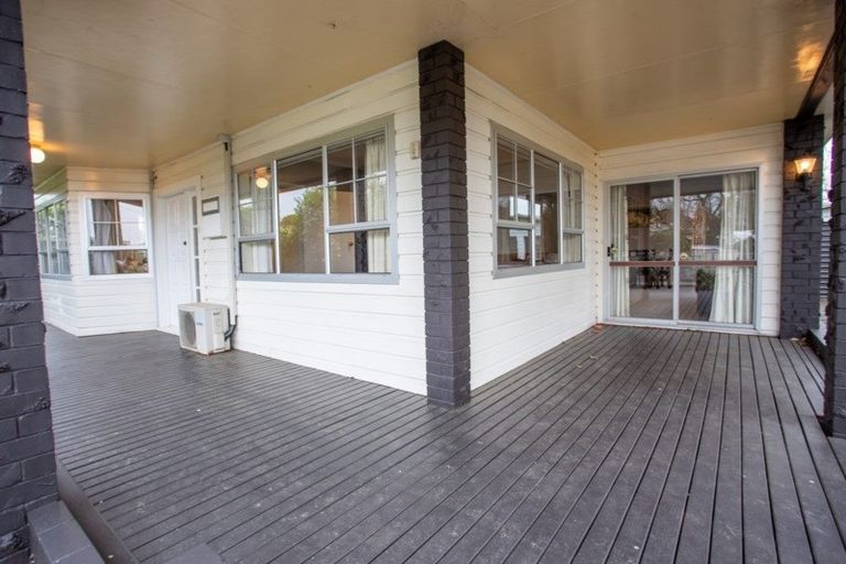 Photo of property in 6 Rhodes Street, Carterton, 5713