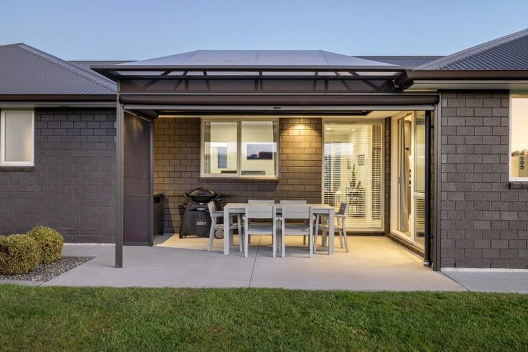 Photo of property in 10 Betty May Drive, Pyes Pa, Tauranga, 3173