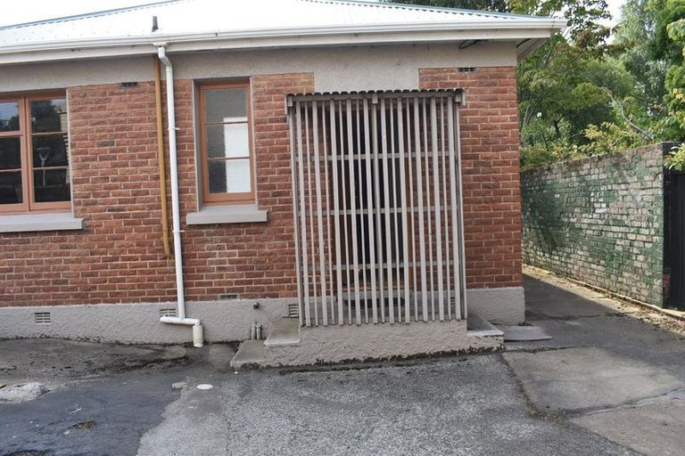 Photo of property in 699a Cumberland Street, North Dunedin, Dunedin, 9016