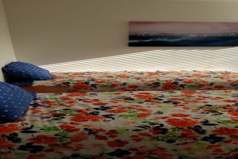 Photo of property in 21 Arden Place, Oakura, 4314