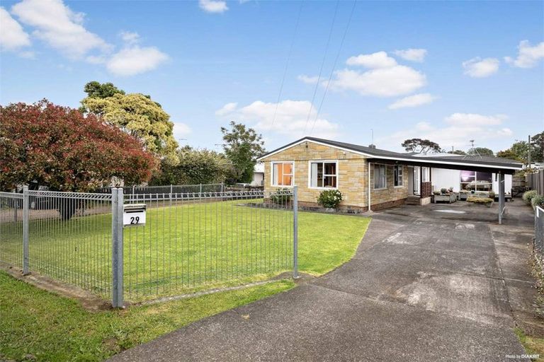 Photo of property in 29 Ruawai Road, Mount Wellington, Auckland, 1060