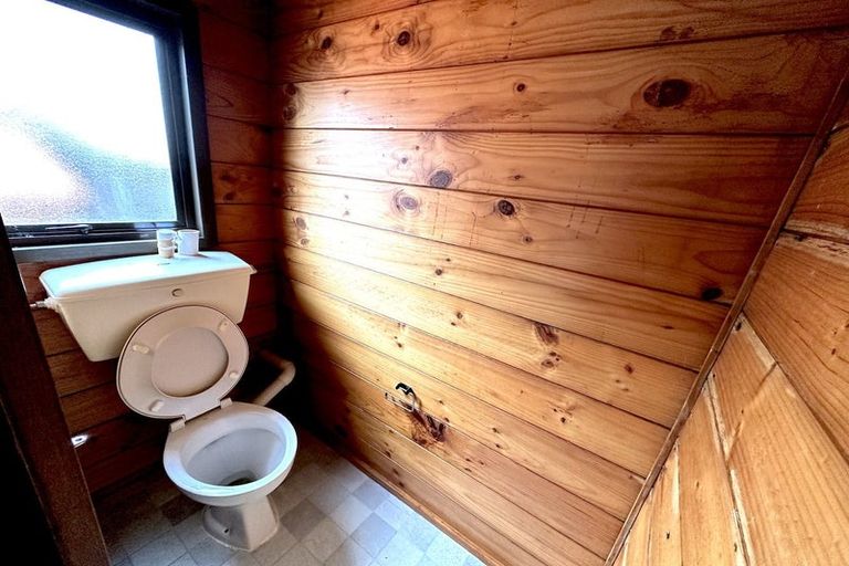 Photo of property in Princeton Gardens, 21/58 Cuba Street, Petone, Lower Hutt, 5012