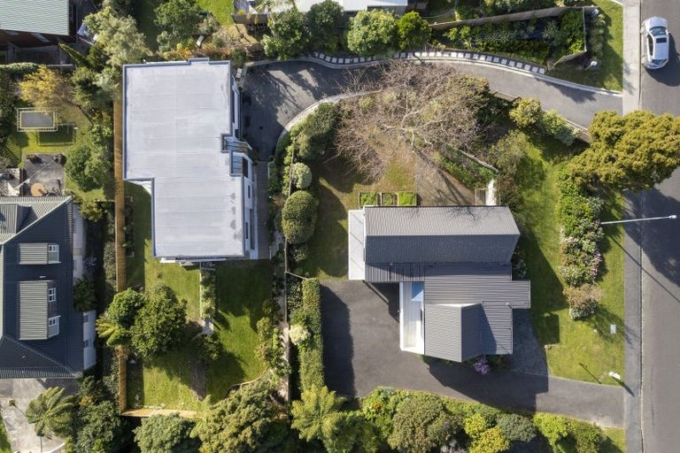 Photo of property in 136 Winara Avenue, Waikanae, 5036