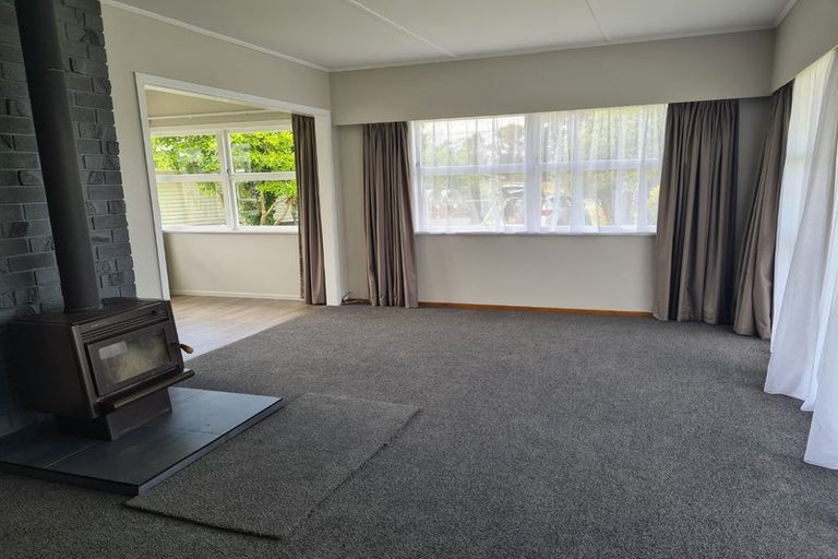 Photo of property in 49 Wavell Crescent, Lansdowne, Masterton, 5810