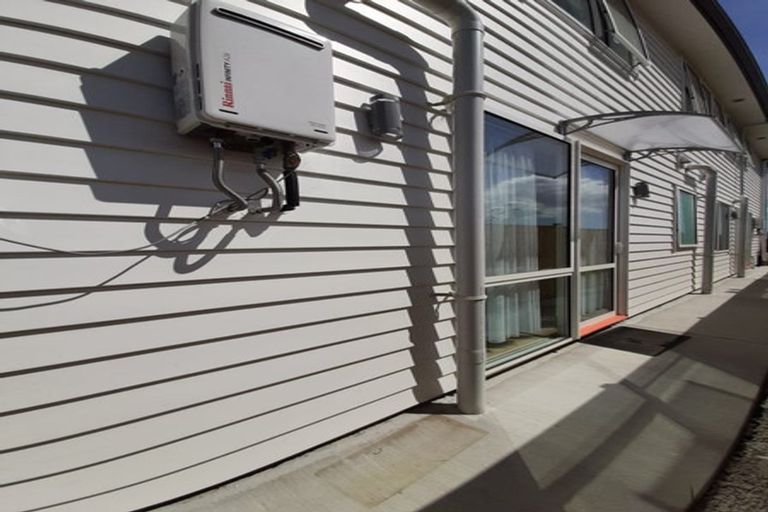 Photo of property in 21 Hakinakina Drive, Flat Bush, Auckland, 2019