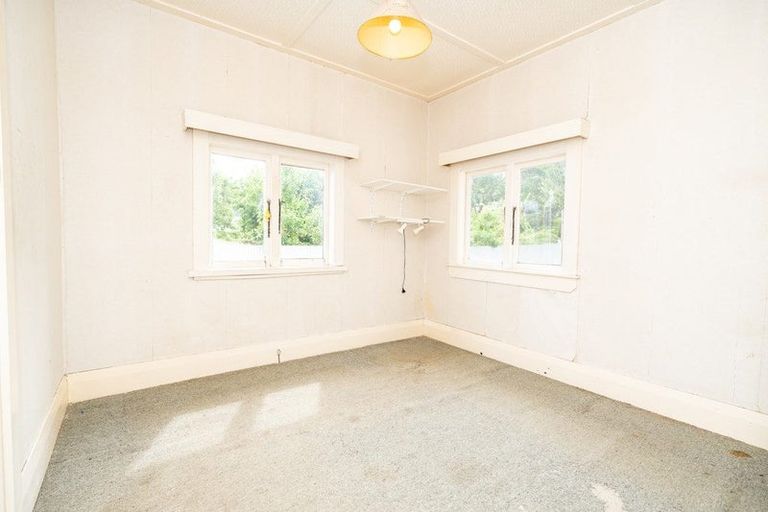 Photo of property in 28 Huia Avenue, Forest Lake, Hamilton, 3200