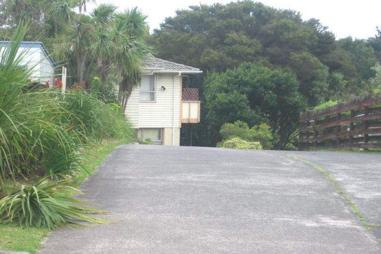 Photo of property in 19 Powrie Street, Glenfield, Auckland, 0629