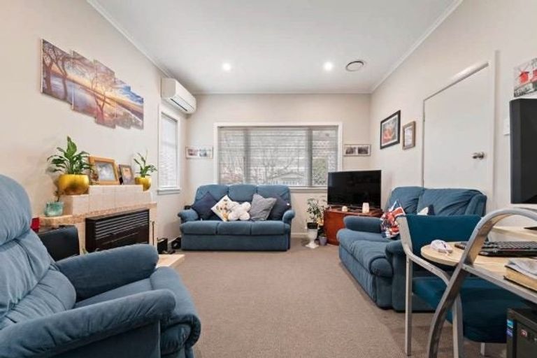 Photo of property in 38 Atkinson Avenue, Papatoetoe, Auckland, 2025