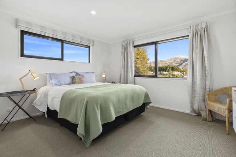 Photo of property in 45 Kings Drive, Wanaka, 9305