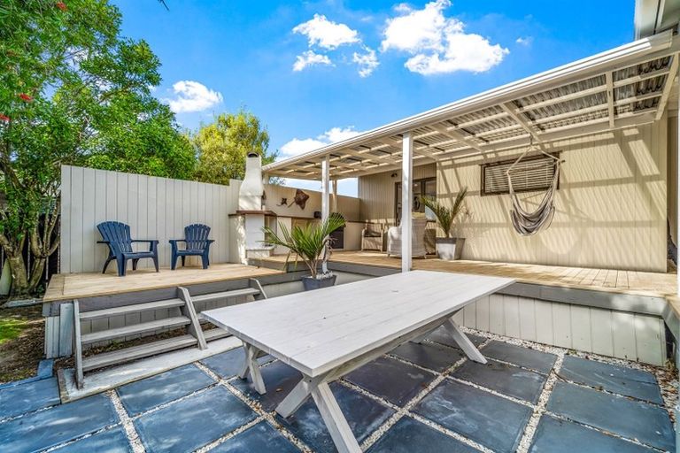 Photo of property in 9b Centreway Road, Orewa, 0931