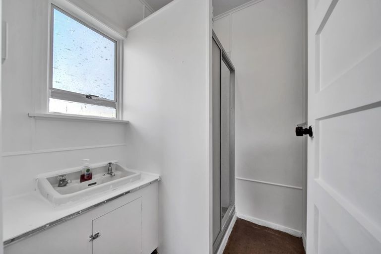 Photo of property in 12 Clive Street, Hawera, 4610