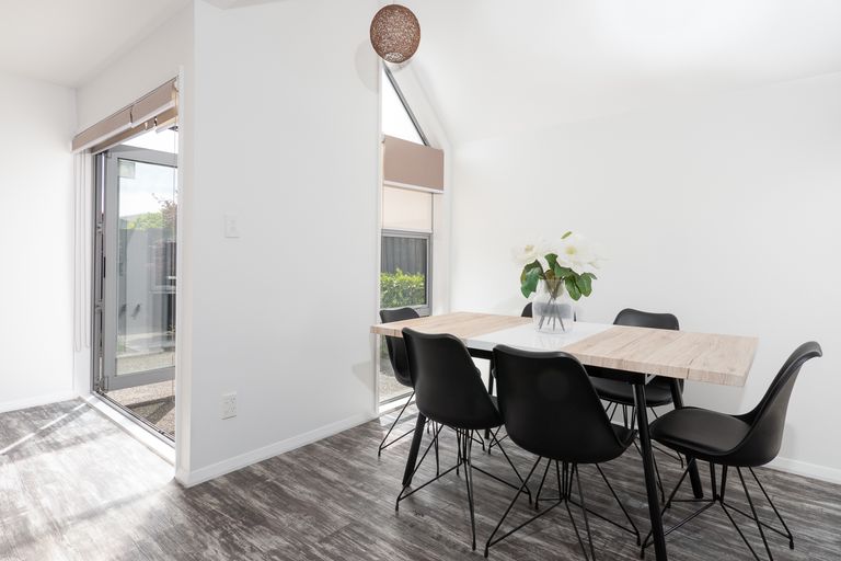 Photo of property in 130 Sherborne Street, St Albans, Christchurch, 8014