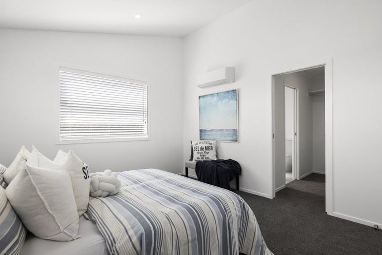 Photo of property in 11 Bill Miller Drive, Papamoa, 3118